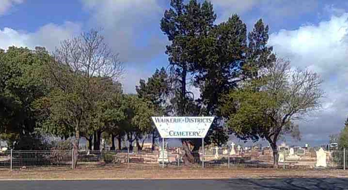 WaikerieCemetery.jpg